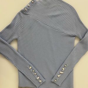 Pullover sweater baby blue